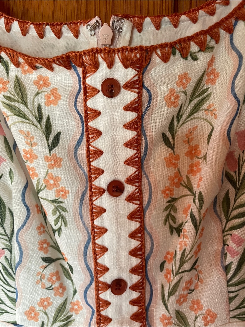 En Saison White Mini Dress with Green & Terracotta Floral Print - Picture 6 of 10